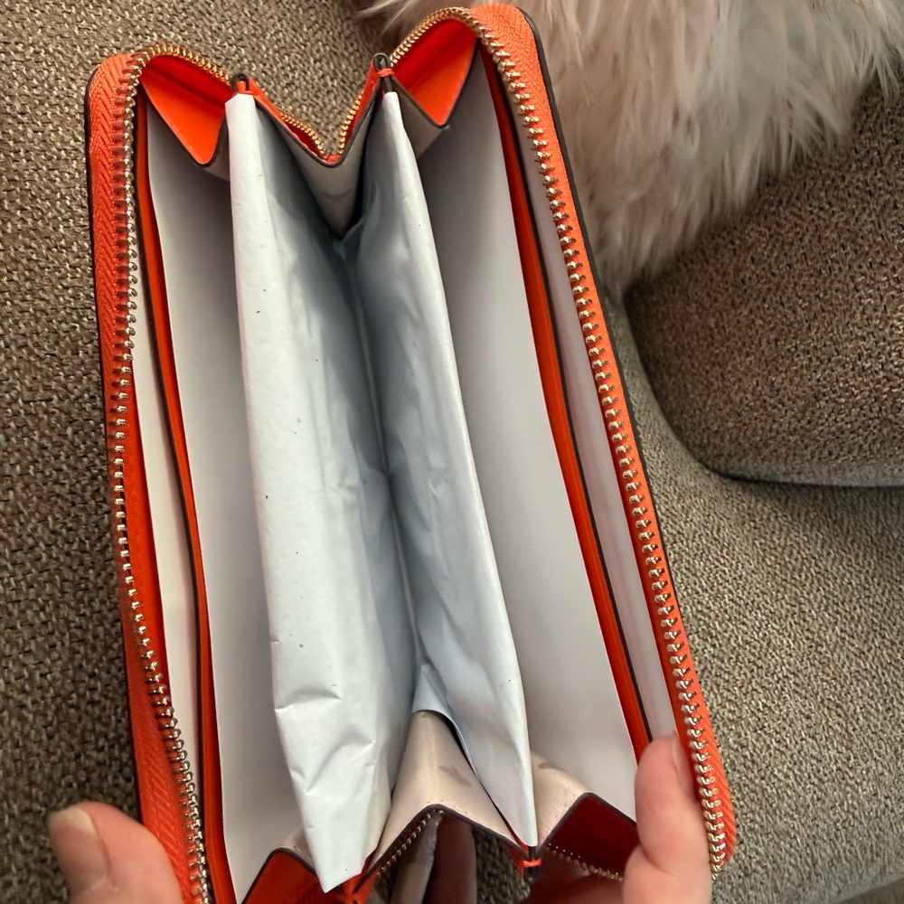 Kate spade orange Leather Tote and Wallet Set - Picture 3 of 7